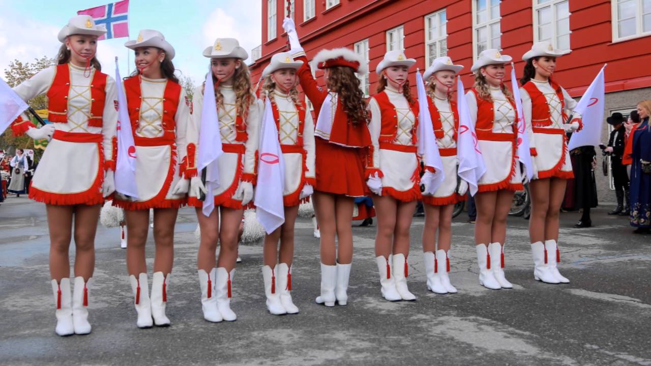 Småbispan 17  mai 2016