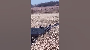 Ukrainian troopers upgraded the Soviet DP-27 machine gun by installing a silencer and a sight