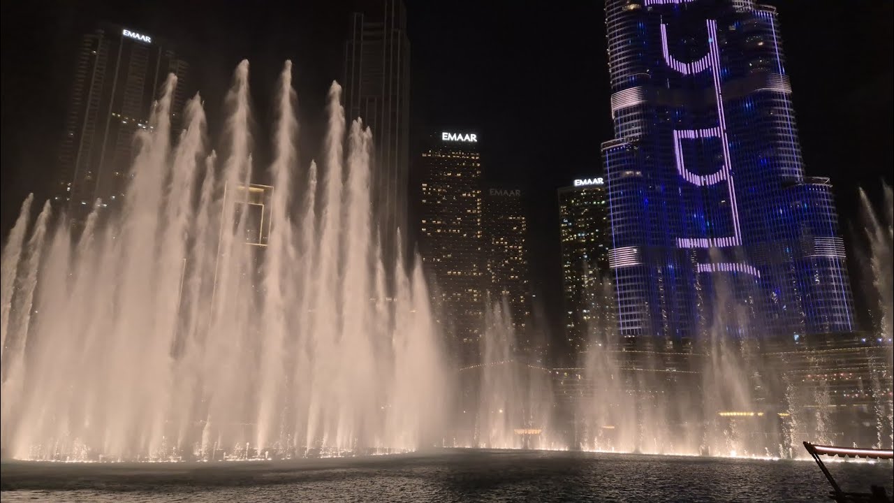 The Dubai Fountain - Ezel