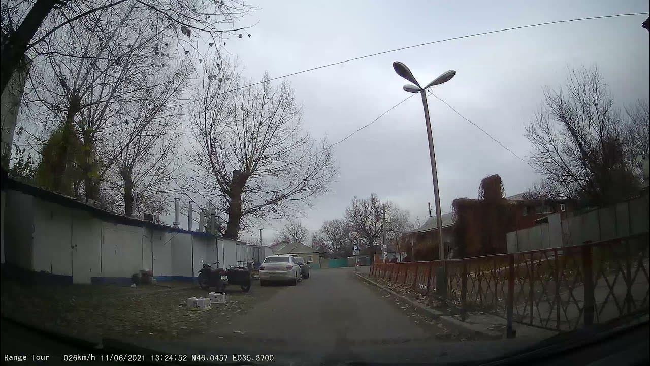 Улица 395 шахтерская дивизия луганск. Луганск ул кирова. Площадь ленина луганск камброд. Парк завода ор в луганск камброд. Луганск сейчас.