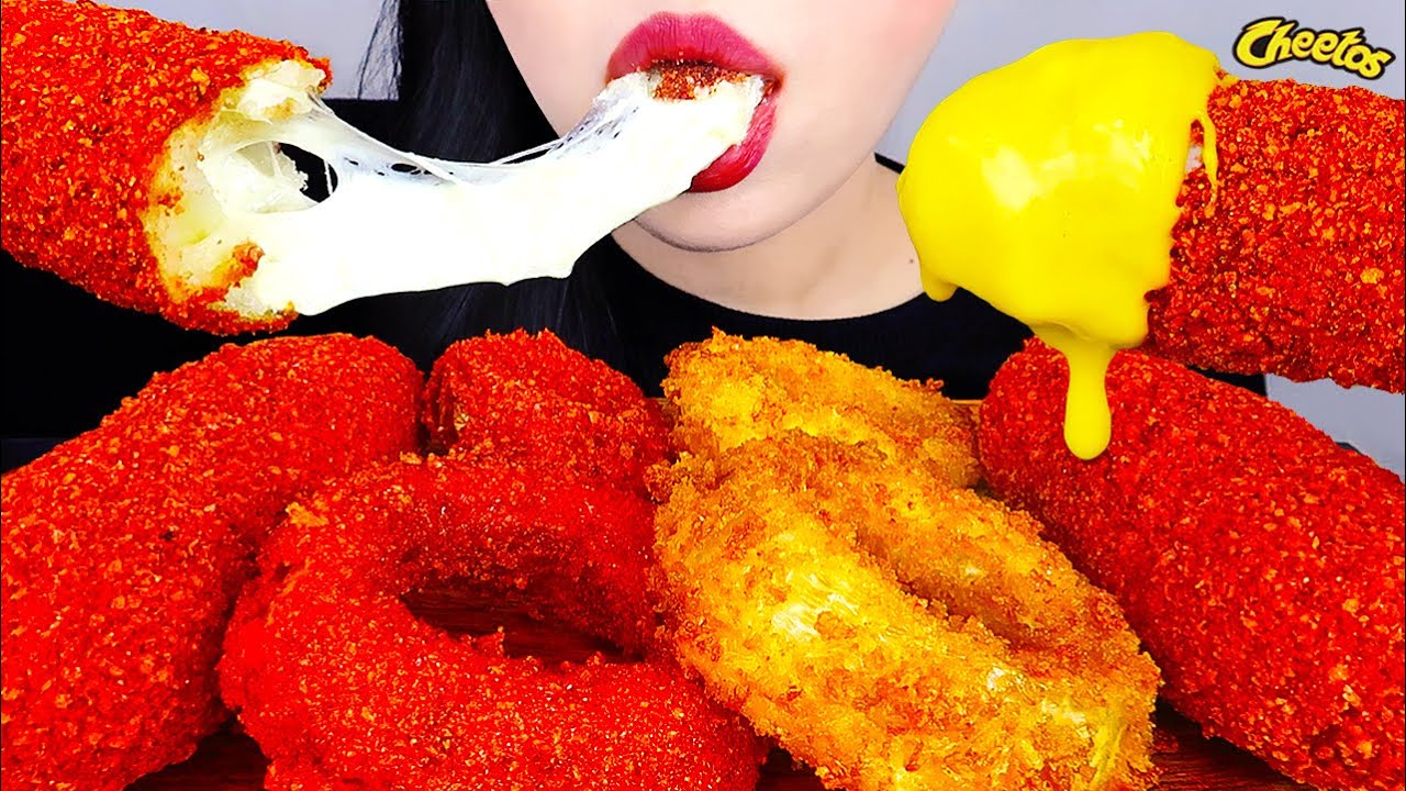 ASMR HOT CHEETOS MOZZARELLA CORN DOG, ONION 치토스 핫도그, 어니언링 (NO TALKING) CRUNCHY EATING SOUNDS MUKBANG