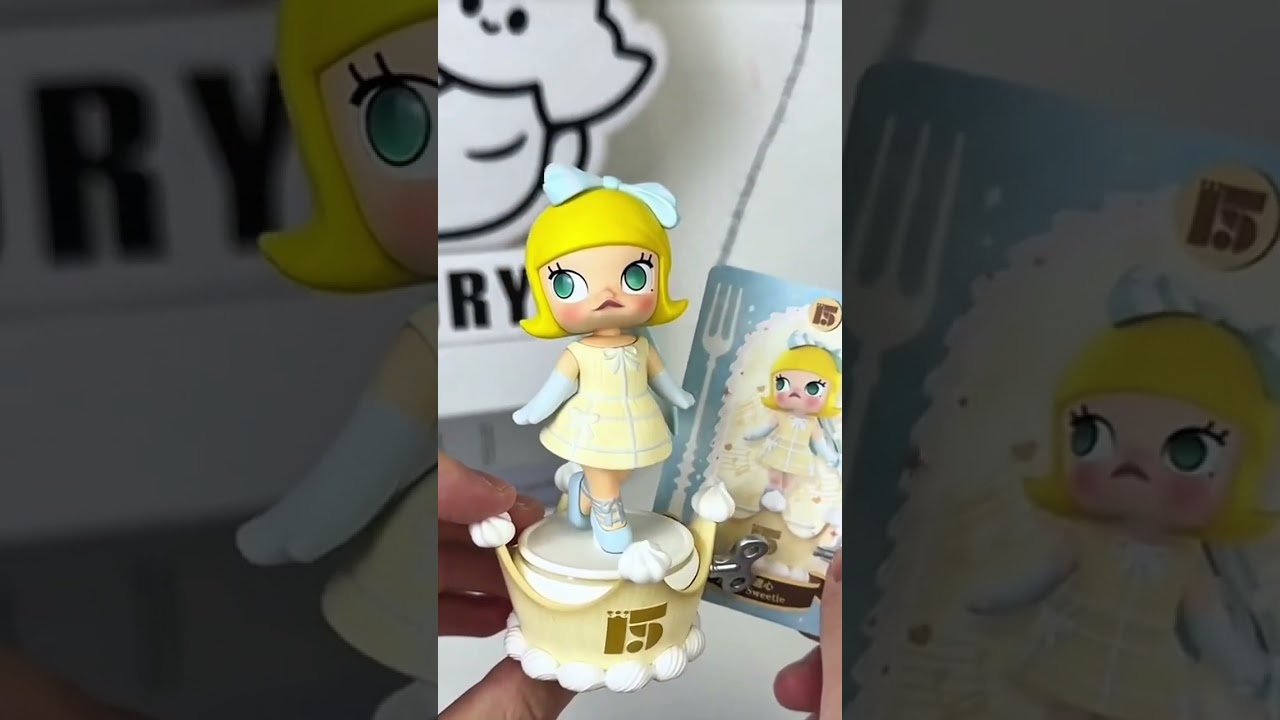 CELEBRATING THE MOMENT - SECRET PARTY SWEETIE 