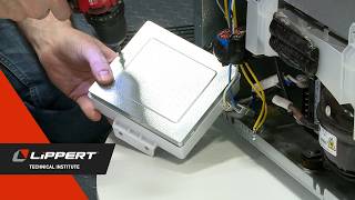 Circuit Board Replacement on BCD-455WTE Everchill Refrigerator V1
