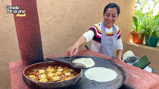 Almuerzo Mexicano Bueno y Barato Con Nopales