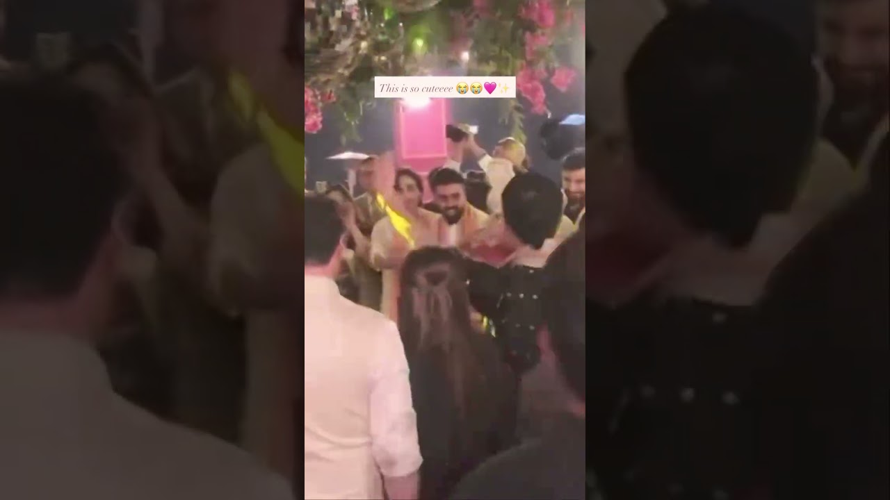 , hamza Sohail dance in khaqanwaj's wedding 