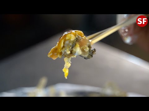 蚵仔煎—台灣夜市小吃 Oyster Omelet-Taiwanese Street Food