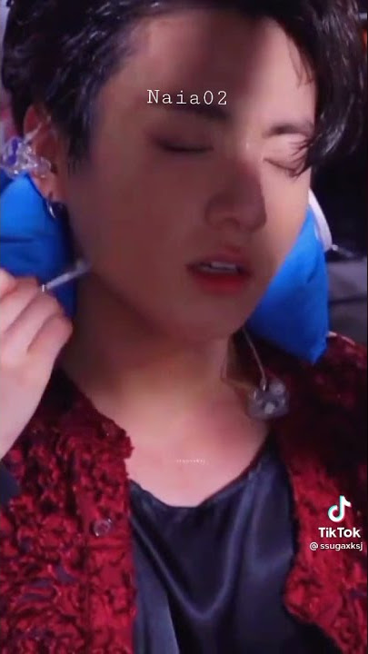 #Jungkook pingsan saat konser 😭#BTS 💜
