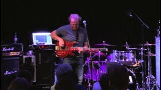 Mark King Plays 'Hot Water' LIVE - ACM Masterclass