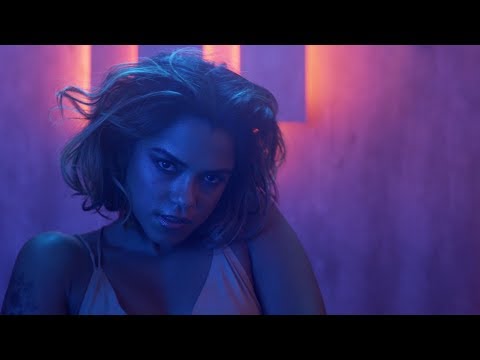 LUCy - Mexe Mexe (Clipe Oficial)