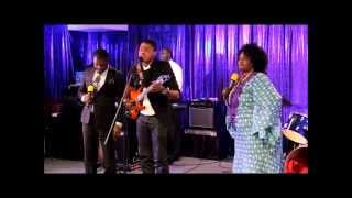 Henoc Mwamba ft Mike Kalambay & Upendo Nkone