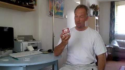 A Dunhill Tanshell with Sir William pipe tobacco