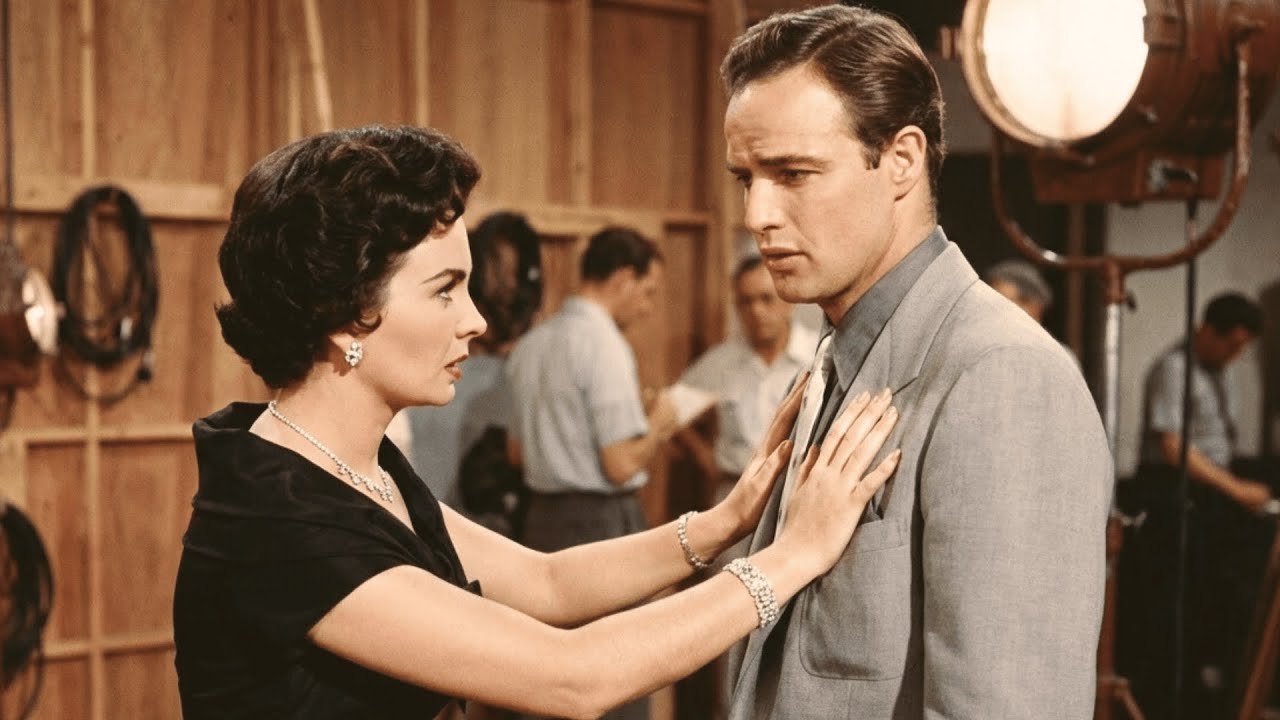 Jean Simmons RECOILED from Marlon Brando "I Won't Act with You"—What Followed Left Everyone in Tears