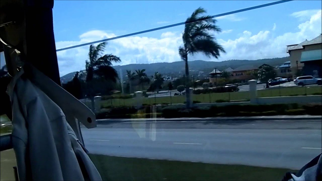 A Jamaican Vacation Part 1 Bus Ride To The Holiday Inn Sunspree Montego Bay Youtube