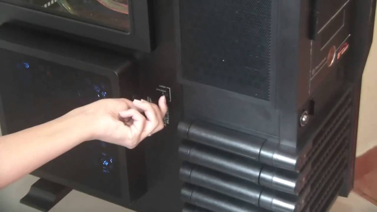 Thermaltake Level 10 GT LCS - YouTube