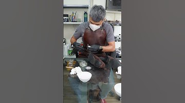 Phục Chế Giày Cực Đỉnh Từ Đống Phế Liệu Của Chị Đồng Nát