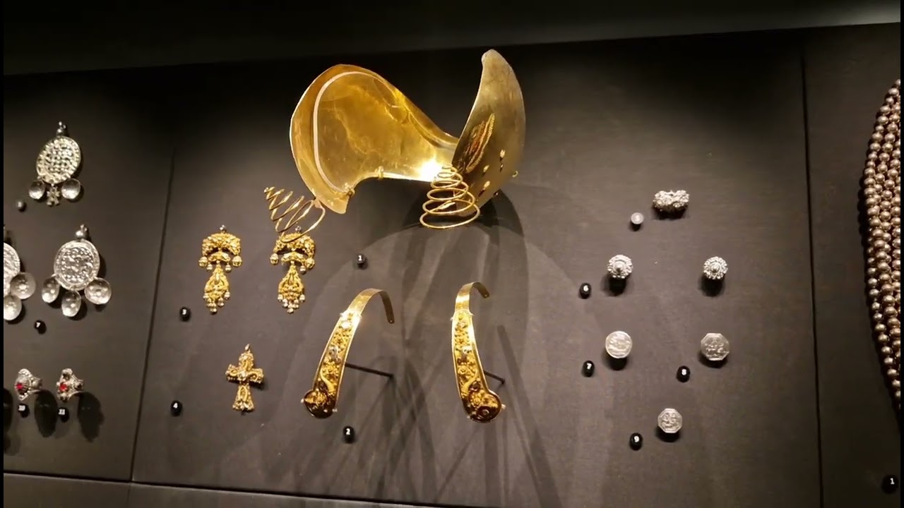 London Rocks! Victoria & Albert Museum! 👑 ⚒️ Jewellery and silversmithing 👀 - Part 2.