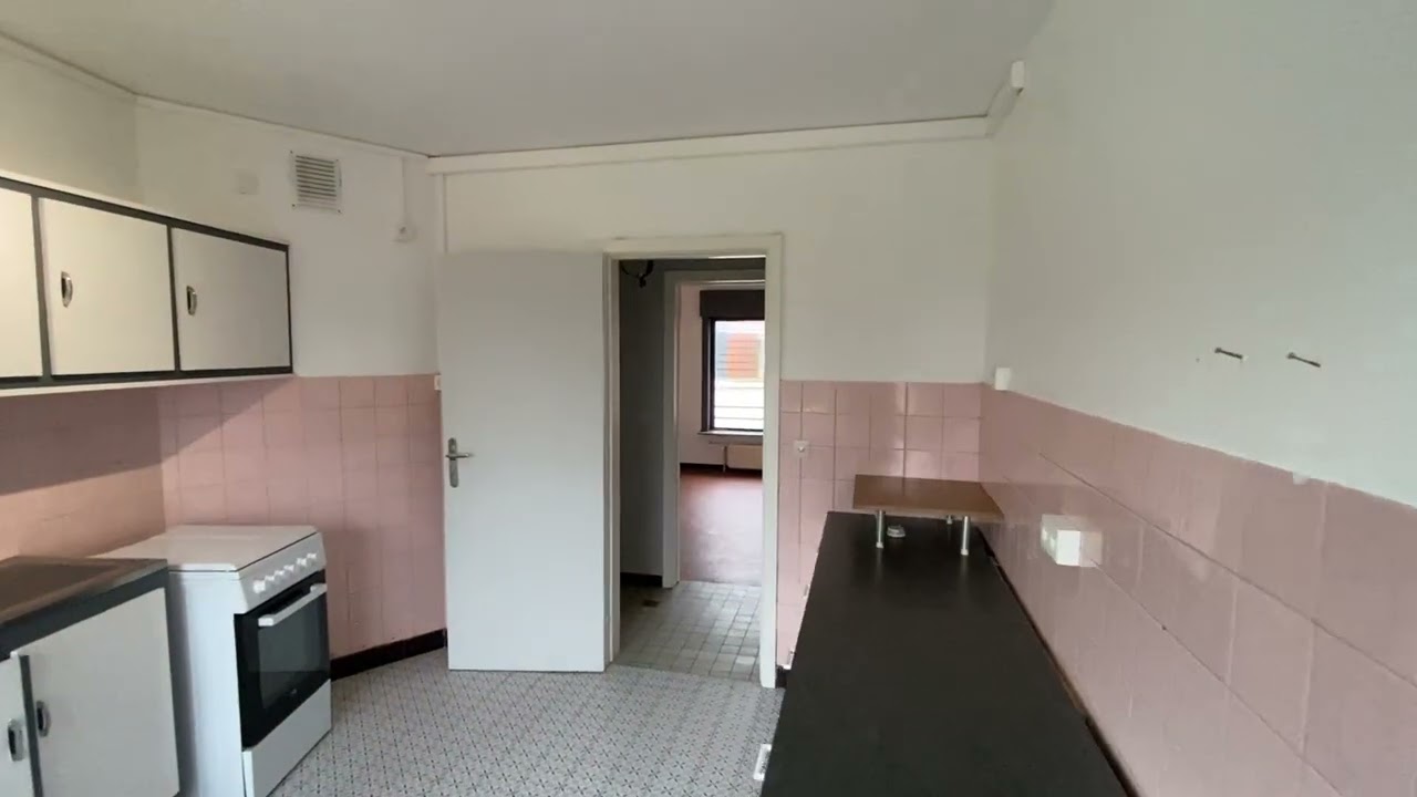Le Bizet (7783), Rue du Touquet 50/C2, Appart à louer de 2 chambres avec balcon au 2è étage + garage