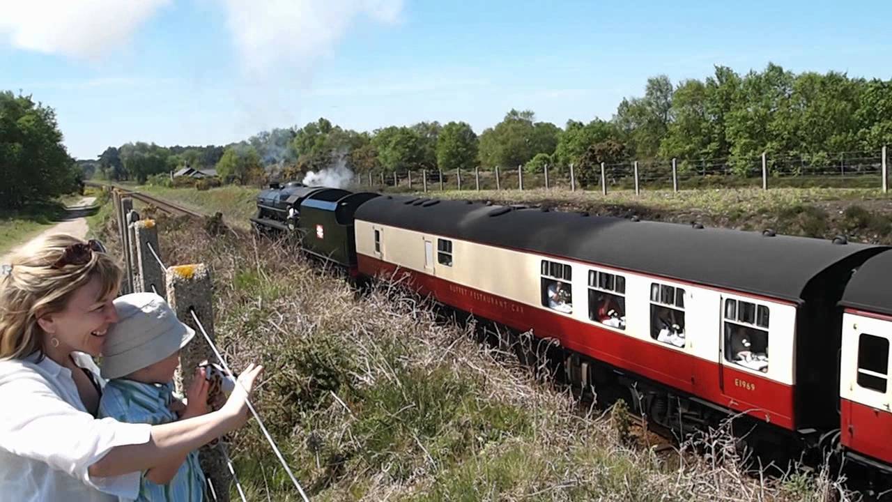 The 45337 climbing Kelling Heath