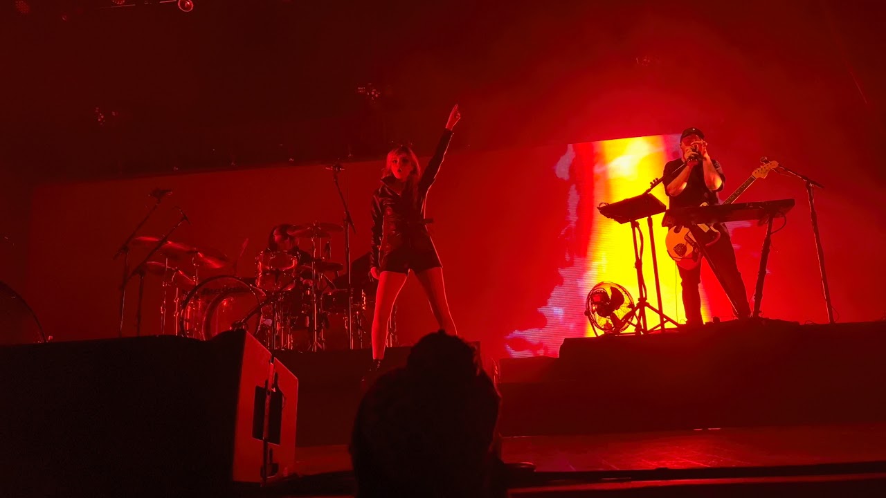 Chvrches (Live) - Violent Delights (Pittsburgh, PA - Stage AE) (11/22/2021)