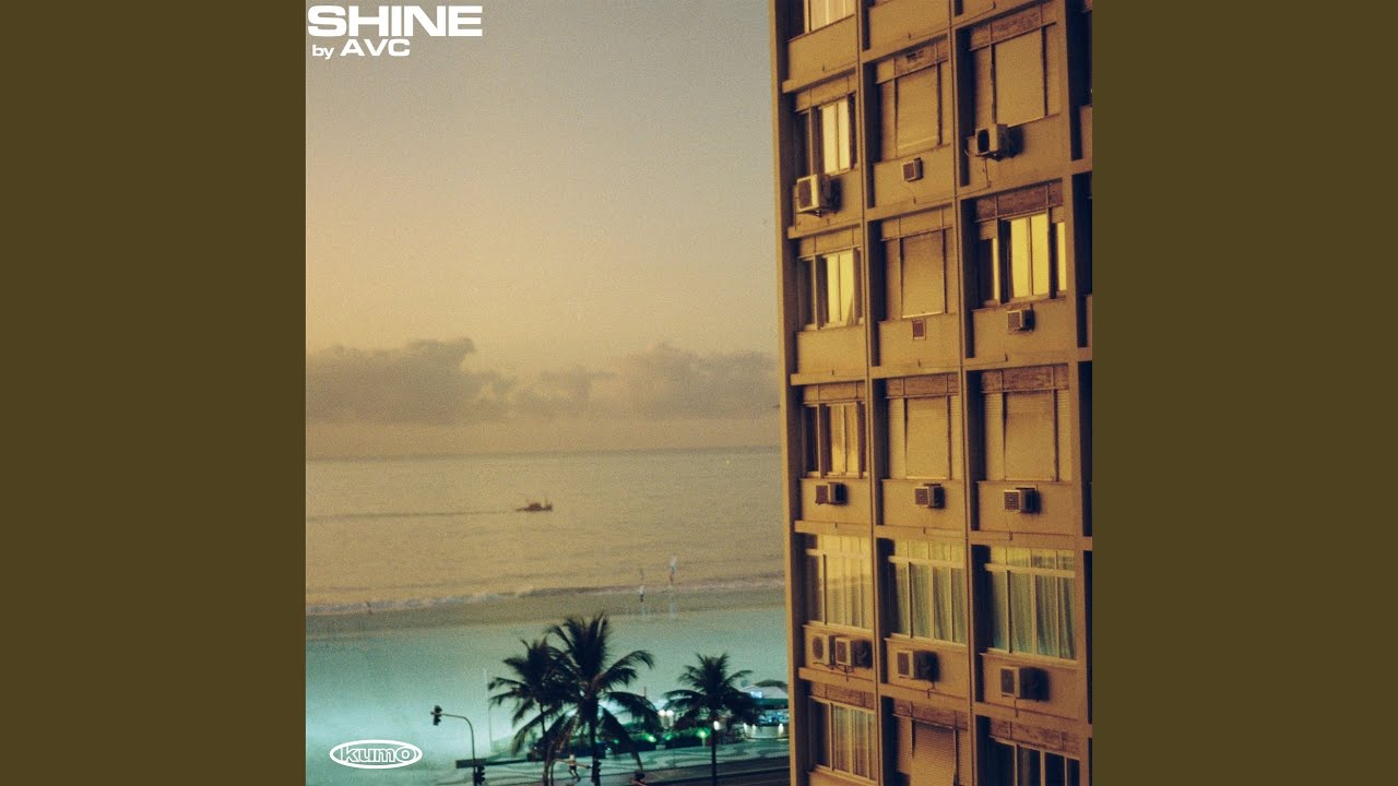 Guarda Shine su YouTube Guarda Shine su YouTube