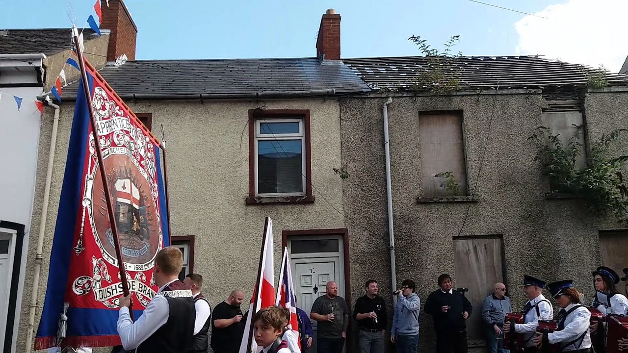 Bushside Accordion in Londonderry 2017 YouTube