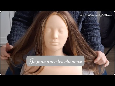 ASMR FR - Je joue avec les cheveux (chuchotement)