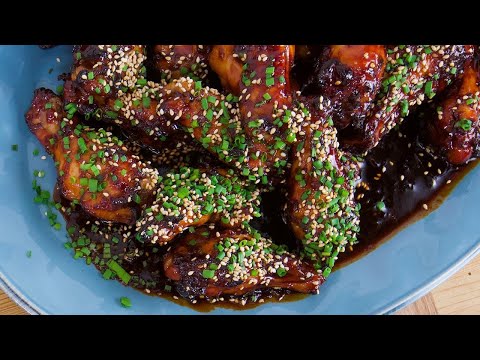 Rachael's Japanese Hot and Sticky Chicken Wings | Rachael Ray Show