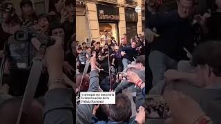 Boicot en Granada a un acto de Vox que Abascal tacha de "delito electoral"