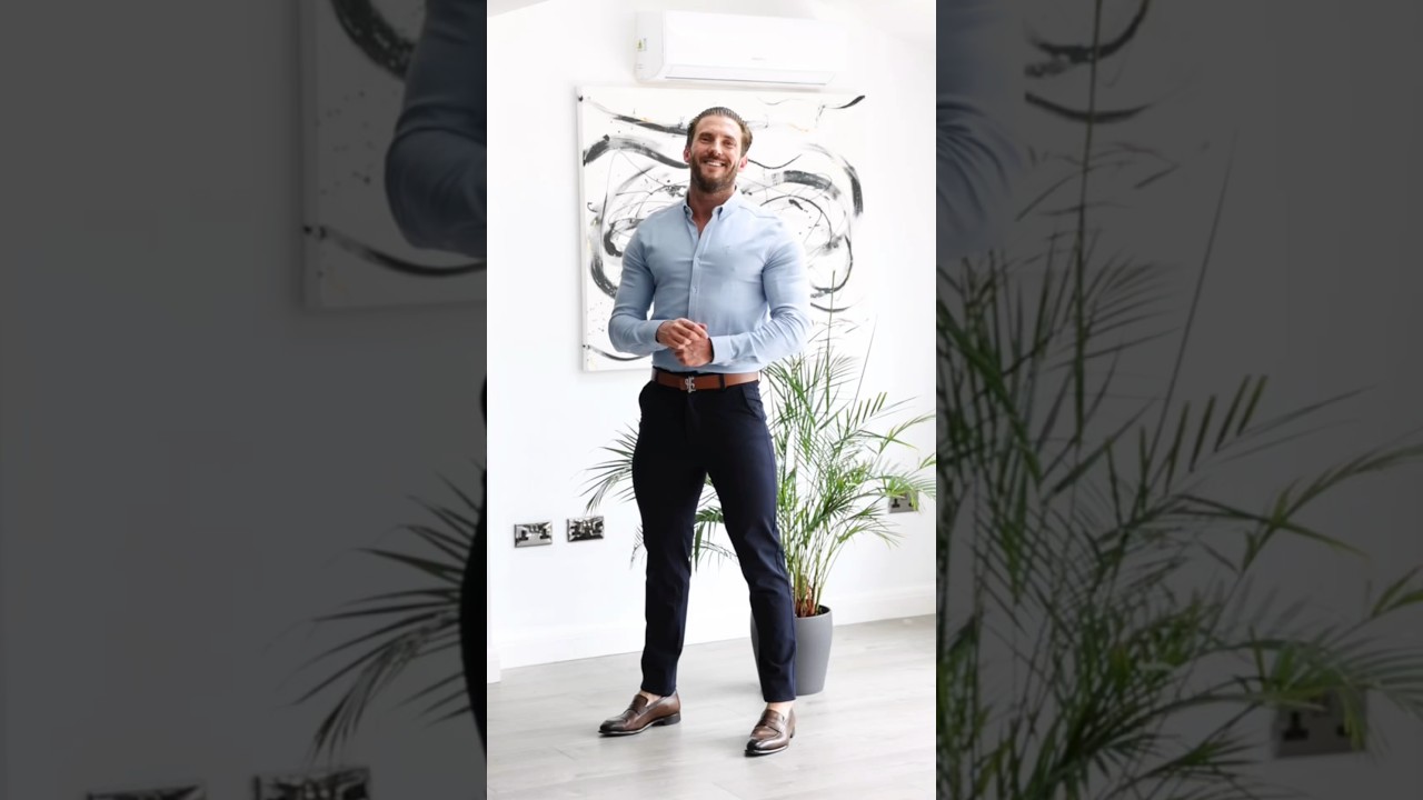 Wearing light blue with navy blue 🤝 