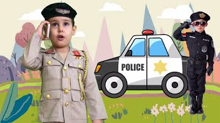 شرطة الاطفال الولد الي يوسخ ملابسة