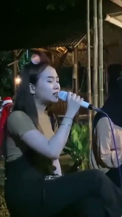 Diva hani versi latihan. Tanpa iringan musik, hanya suara vokal #divahani #dangdutkoplo #shorts
