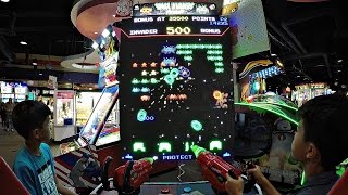 Let's Play Space Invaders Frenzy 2017 New Arcade Game Release