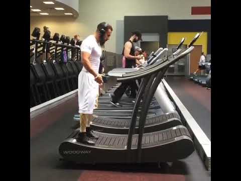 Guy Reaches Running Speed of 23.5 MPH