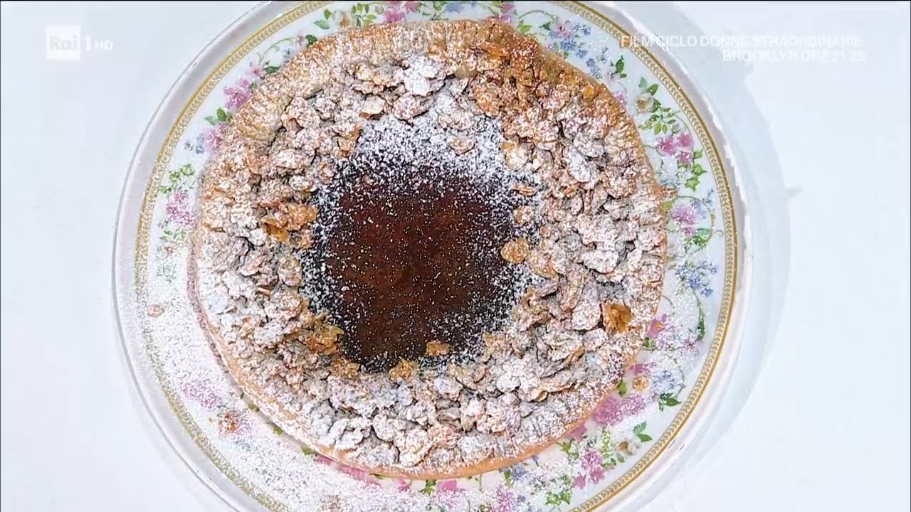 Crostata al rabarbaro e fragole - È sempre mezzogiorno 27/04/2022