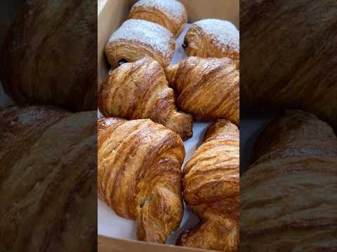 Here’s YOUR sign… Take that Baking Class! 😉 #baking #croissant #food