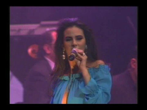 08 - Edith Márquez - Mi Error, Mi Fantasía - En Vivo