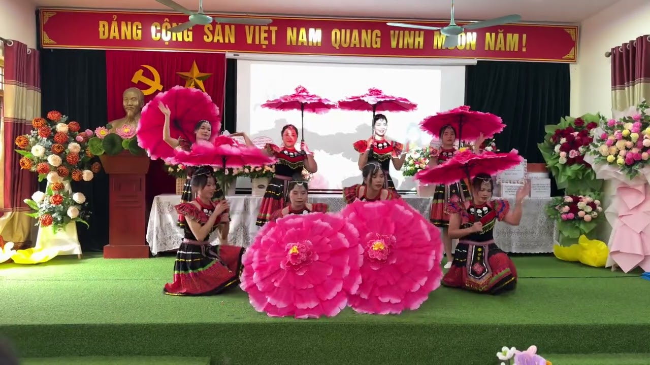 Xáo la đi học & cô giáo về bản chào mừng 20/11 - Nhóm múa GVMN Tam Đa