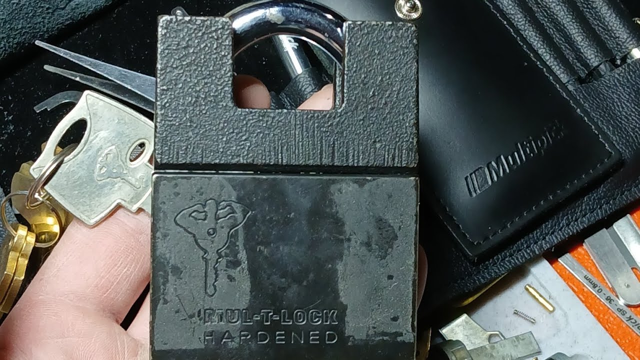 Mul-T-Lock Interactive 095 Padlock 