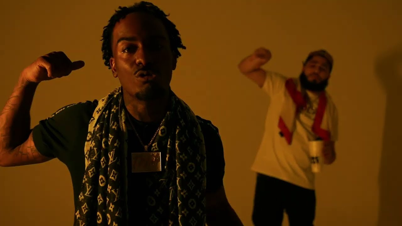 Watch Nosleep LO & Trappp - EL TRAP KILO (Intro) on YouTube Watch Nosleep LO & Trappp - EL TRAP KILO (Intro) on YouTube