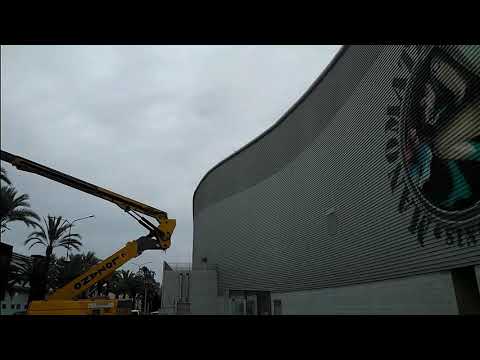 El graffiti más grande de Man-O-Matic ya luce en Aqualon