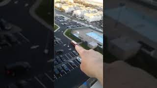 Parked bus stumps traffic in parking lot screenshot 3