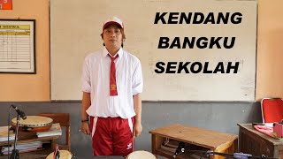 Yang kalian tunggu-tunggu, kendang Meja Sekolah