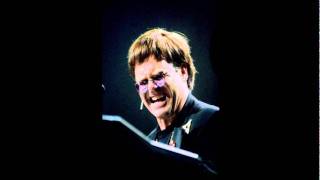 Video thumbnail of "#14 - That's What Friends Are For - Elton John - Live SOLO in Nashville 1992"