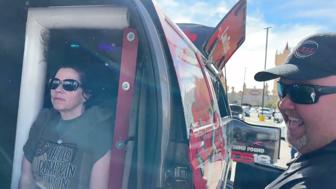 Limitless Lithium Ground Pound Walk Around at the 2022 Showdown