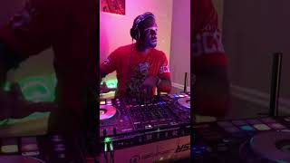 Download Lagu That exclusive DJ drop hit way too hard 💯 #djmix #hardbeats #livedjing MP3