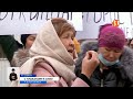 "Народ - не террористы": родные задержанных митингуют у шымкентского СИЗО