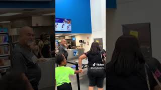 Sam's Club Employee Worker Had Enough! #onthejob #samsclub #workers #viralshorts
