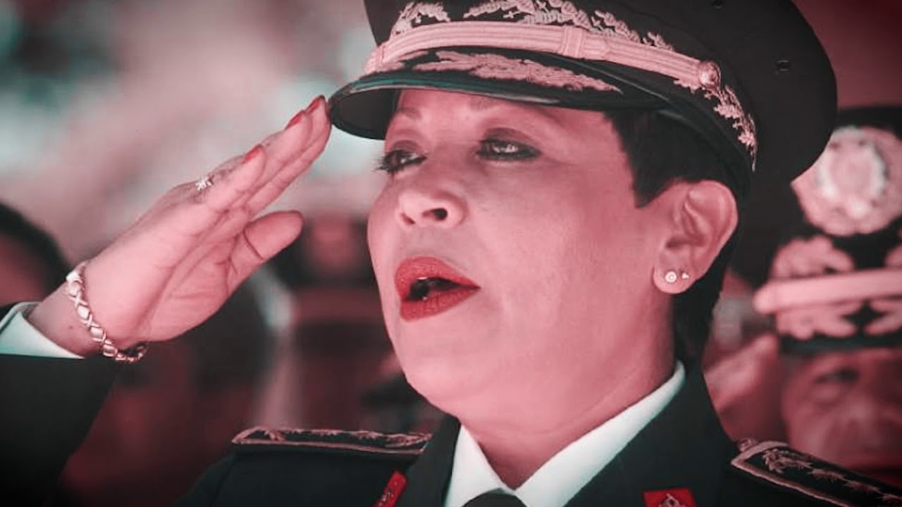 Conozcamos la historia de las primeras mujeres en la institución