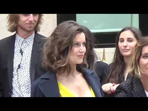 Laetitia CASTA @ Paris lundi 4 juillet 2016 Fashion Week défilé Dior / july