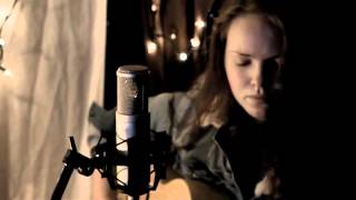 Video thumbnail of "Black Flies - Ben Howard (Acoustic Cover by Sierra Eagleson)"